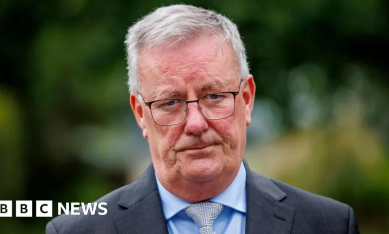 Ulster Unionist Party: Mike Nesbitt to stand down as leader