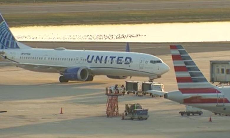 United flight suffers 'mechanical issue' landing at Orlando airport; groundstop issued
