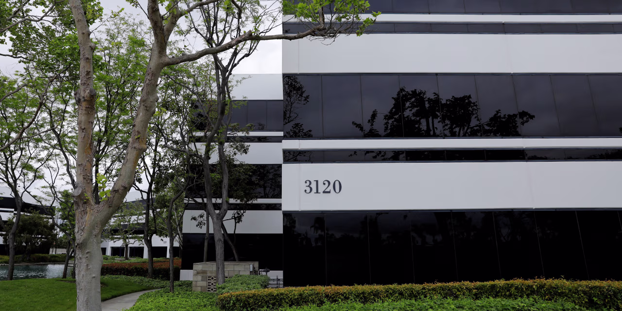 UnitedHealth Books Hefty Charges, Issues Soft Full-Year Revenue Outlook