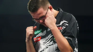 Van Veen verslaat tweevoudig wereldkampioen Anderson en is WK-finalist