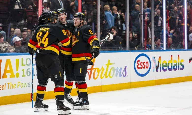 Vancouver Canucks make veteran forward a healthy scratch for Sunday's clash with Pittsburgh Penguins