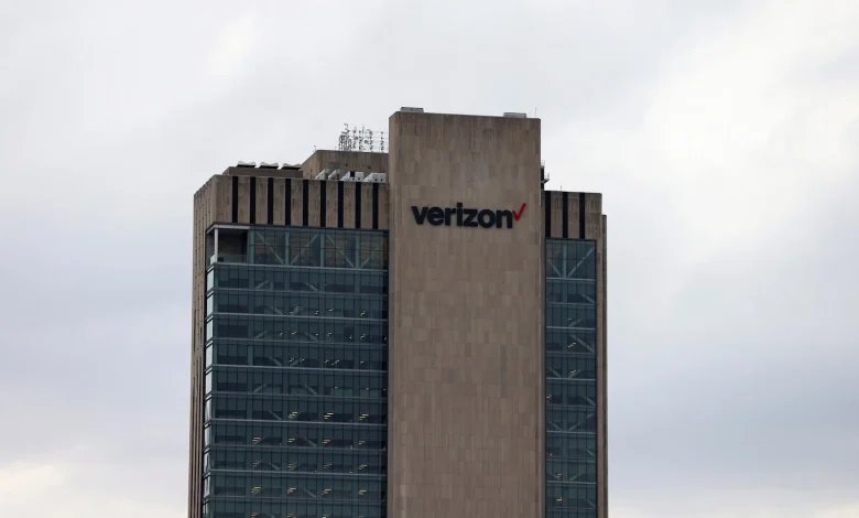 Verizon offers $20 credit to customers affected by massive wireless outage