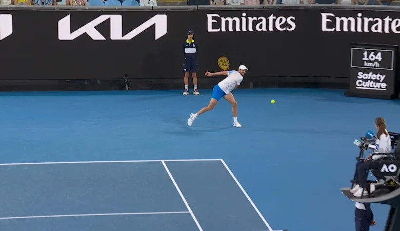 Video: Vacherot stuns Shelton with 'boomerang' winner