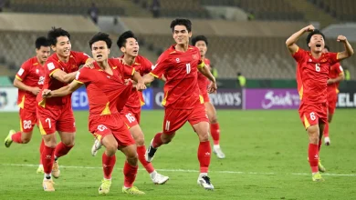 Việt Nam - UAE: Đình Bắc lại dự bị, Trung Kiên bắt chính