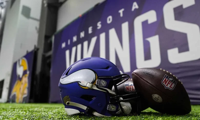 Vikings Sign 8 Players to Reserve/Future Contracts