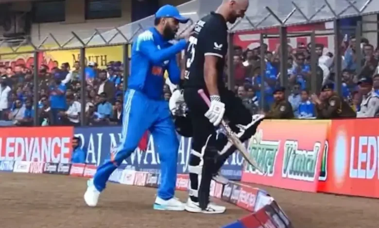Virat Kohli Pushes New Zealand Batter Out Of The Ground In Hilarious Incident During 3rd ODI - Video Viral