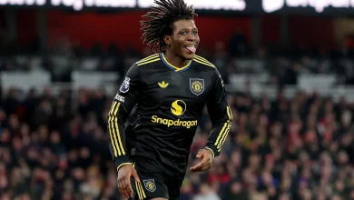 WATCH: Patrick Dorgu scores a screamer to hand Man United the lead