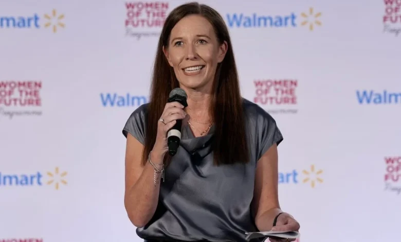 Walmart International CEO Kath McLay to leave the retailer