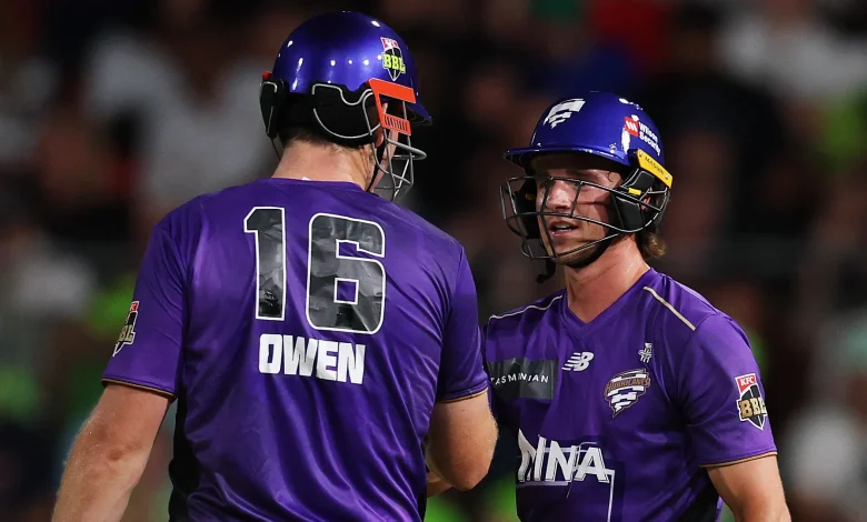 Warner ton not enough as Ward leads 'Canes to victory