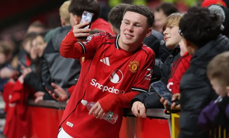 Wayne Rooney's son, Kai, makes Old Trafford debut with Man United U18s