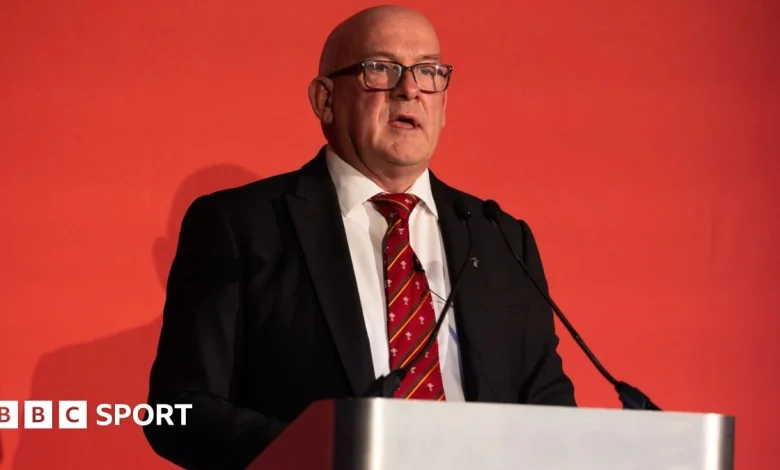 Welsh rugby crisis: Clubs urged to call WRU extraordinary general meeting