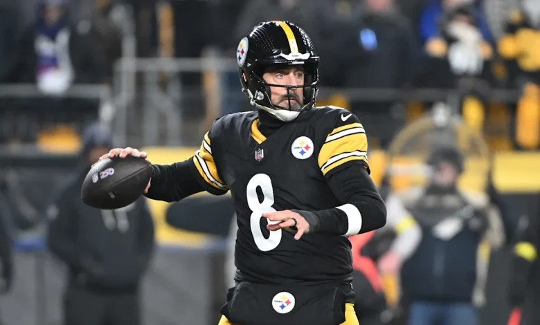 What is Aaron Rodgers' playoff record? Steelers QB postseason history