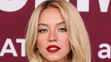 What it’s really like dating bombshell Sydney Sweeney