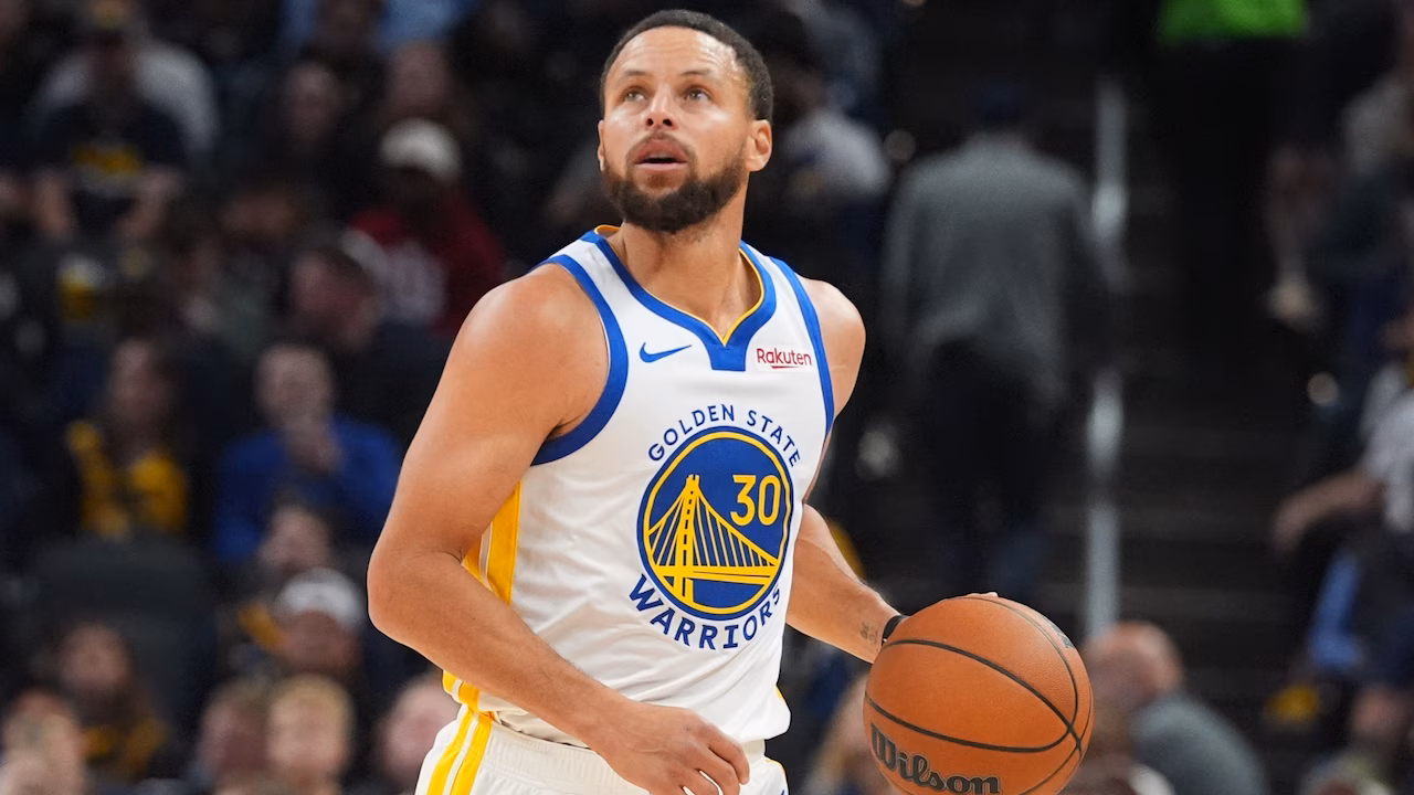 Where to watch Warriors-Knicks NBA game tonight free livestream