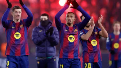 Which teams can still qualify for the UEFA Champions League knockouts?