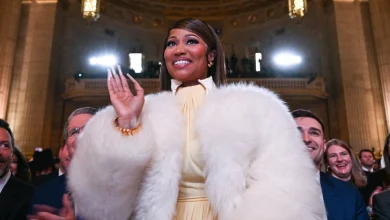 White House Insider Torpedoes Nicki Minaj’s $1M Gold Card Flex