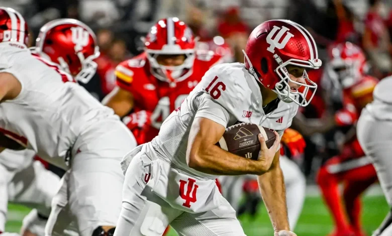 Who is Alberto Mendoza? Brother of Indiana Heisman winner Fernando Mendoza