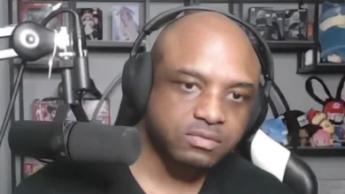 Who is Lacari? Twitch influencer accidentally exposes private notepad folder on stream containing over 1,700 files of disturbing adult content