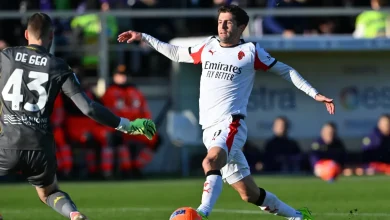 Why is Christian Pulisic not starting for AC Milan at Como?