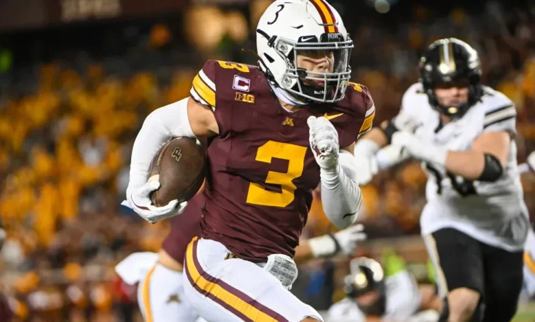 Will Koi Perich return to Gophers or hit the transfer portal?