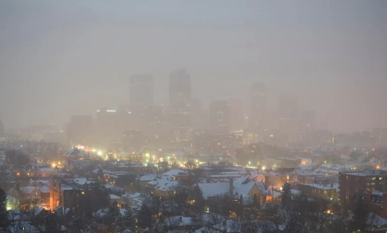 Will quick-hitting Colorado storm that's bringing new snow to Denver be a "boom" or "bust"? It depends on dry air.
