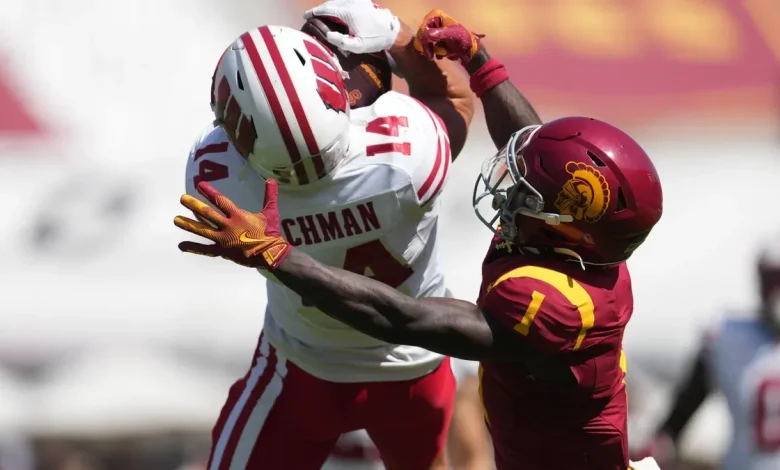 Wisconsin starting safety to enter NCAA transfer portal