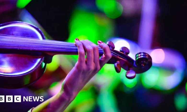 Women experience harassment and rape in Scottish folk scene, says report