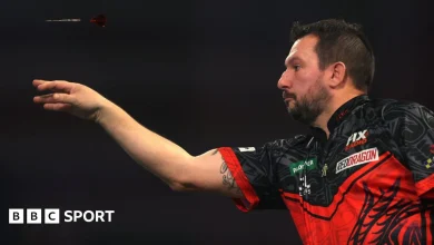 World Darts Championship 2026 LIVE: Ryan Searle vs Jonny Clayton - scores, results & updates