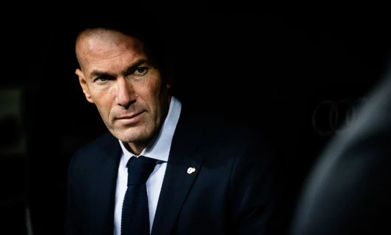 Zinedine Zidane finit «tout seul», la grande décision