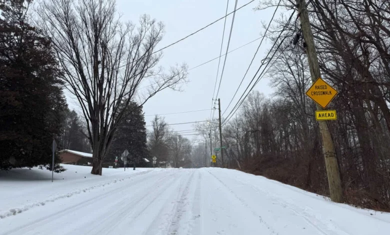 “hoping other educators, families and community members can help us call on DCPS to make 2 hour delay or school cancellations by 7:00 PM”