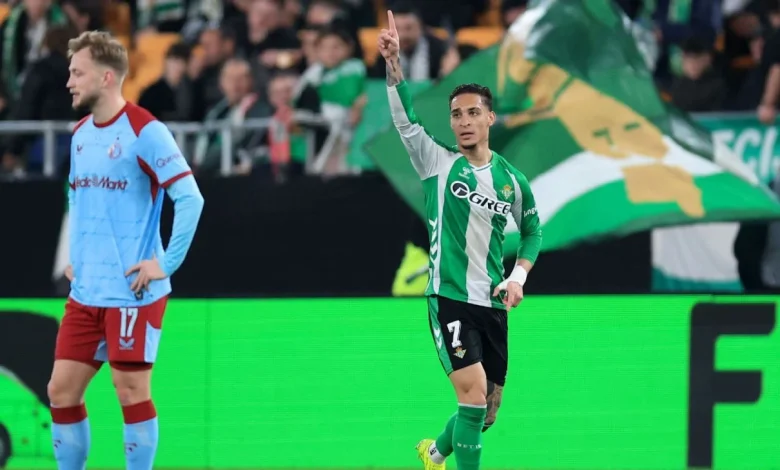 ¡EN VIVO! Betis busca una victoria sobre Feyernoord para sellar su boleto a octavos de la Europa League