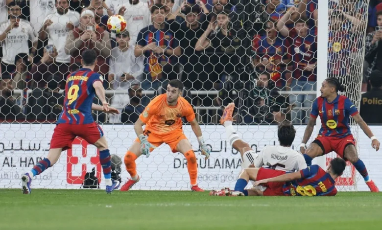 ¡Olfato goleador! Gonzalo García marcó el 2-2 para Real Madrid vs. Barcelona