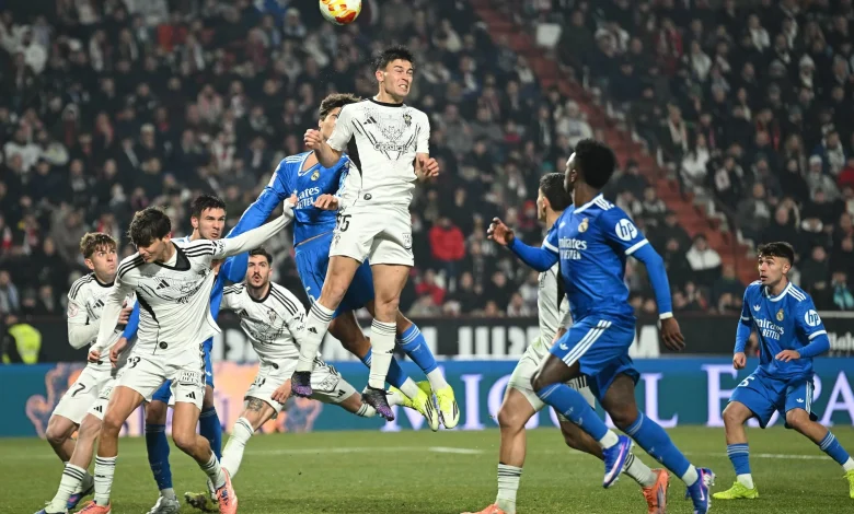 "صفروا خارج الملعب".. ريال مدريد يعلن الحرب على جماهيره الغاضبة!