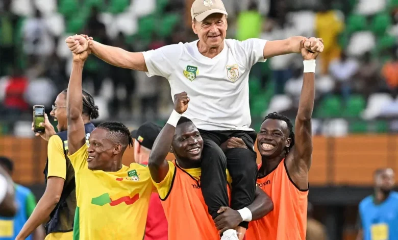 مدرب بنين يتحدث عن "قلب التوقعات" أمام مصر