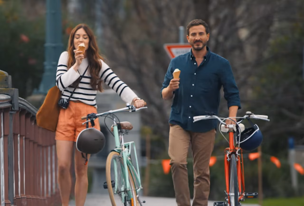 ‘A Melbourne Match’ follows a travel writer who teams up with an ex-Australian footballer