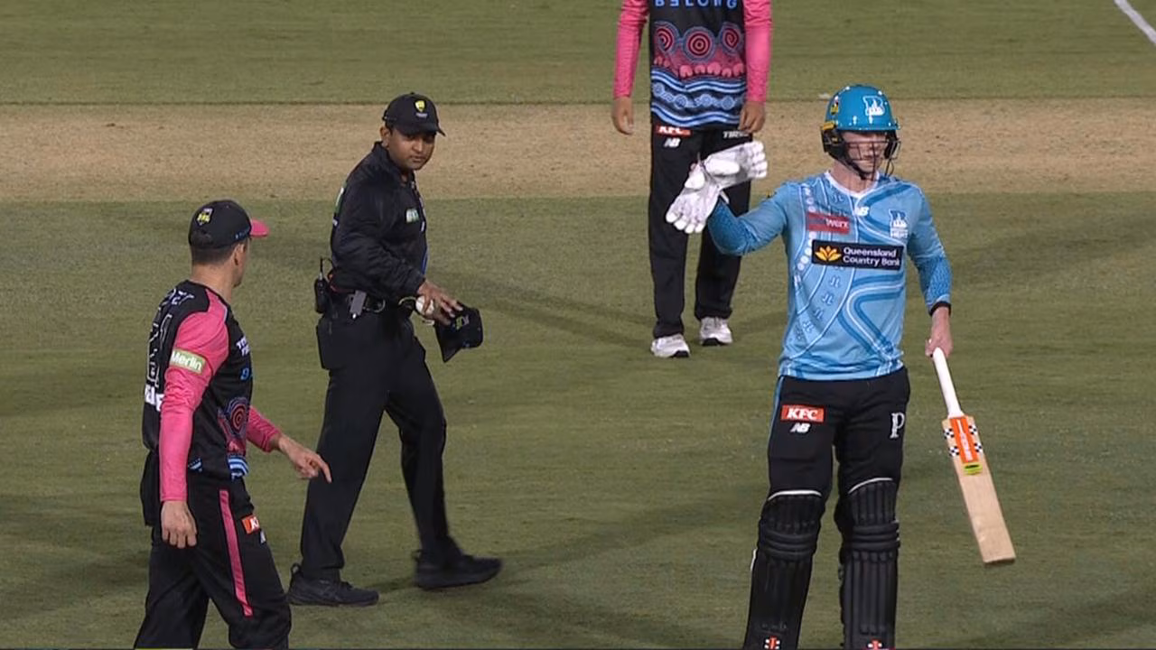 ‘I withdraw’: Act of sportsmanship saves Heat before Sixers get home in low scoring thriller