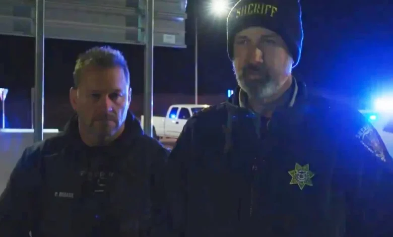 2 Missouri sheriff's deputies fatally shot, 2 others wounded