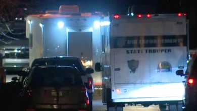 2 killed in police helicopter crash at active shooting scene in Arizona