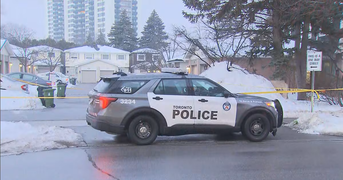 5 adults in hospital, 3 with stab wounds, following North York incident: officials