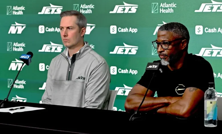 Aaron Glenn is off to a rocky start this offseason — but is there a pathway for Jets to fix it?