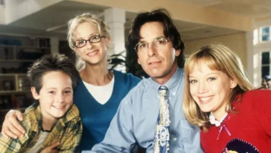Actor Robert Carradine, famous for 'Lizzie McGuire' and 'Revenge of the Nerds,' dies at 71