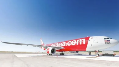 AirAsia flight plunges 24,000ft in emergency descent | World | News