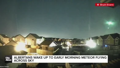 Albertans wake up early morning meteor flying across sky