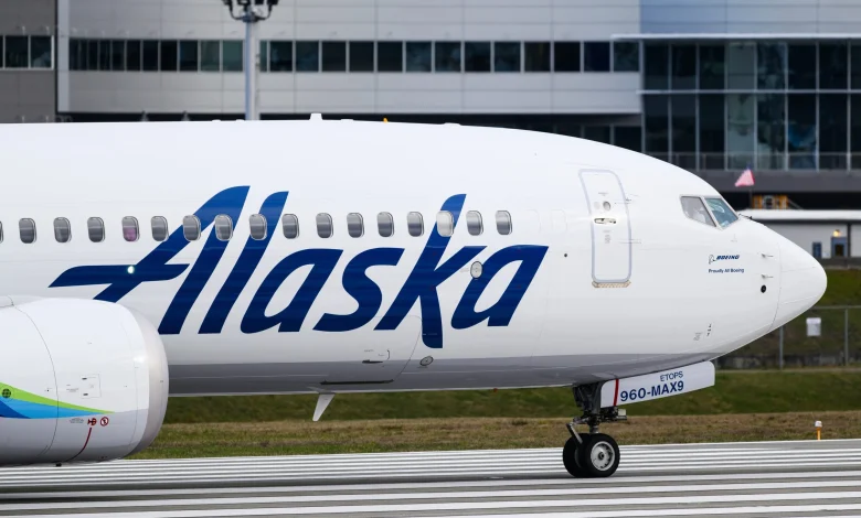 Alleged Pervert Nuzzled Face Into Woman's Breasts On Alaska Airlines Flight From Portland As She Tried To Fight Him Off