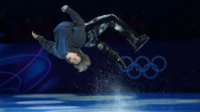 Alysa Liu, Ilia Malinin dazzle on ice at Olympics figure skating gala - USA Today