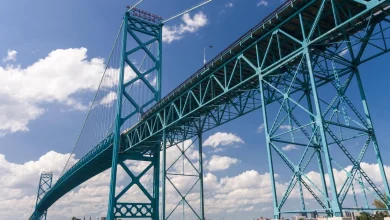 Ambassador Bridge owner reportedly met with federal official hours before Trump's post on Gordie Howe bridge