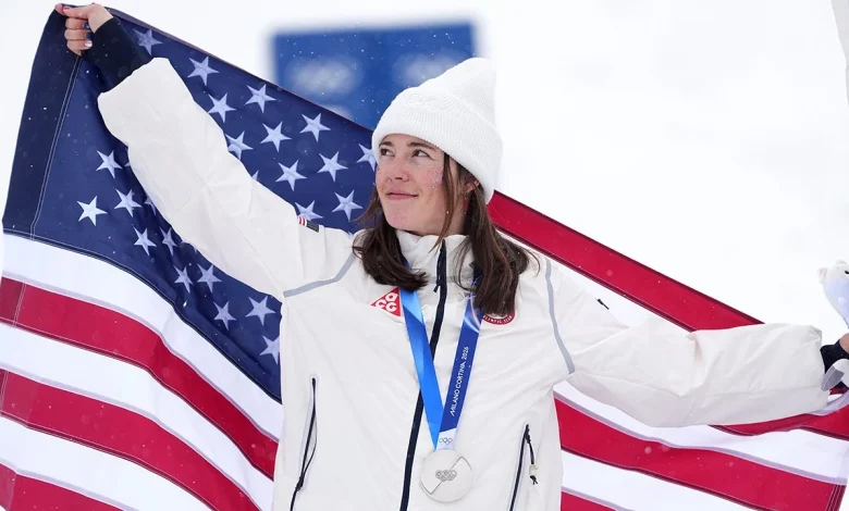 American Jaelin Kauf wins silver in women’s dual moguls final, earns second medal at Milan Cortina