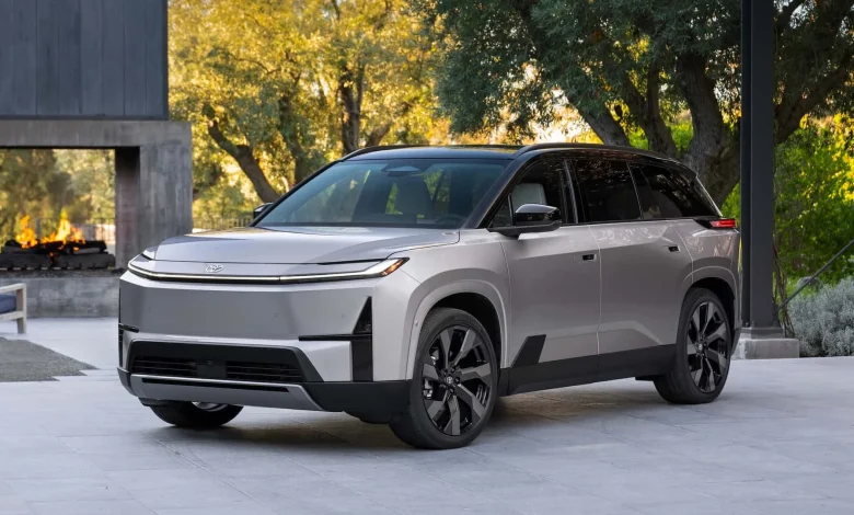 An American-Made, 320-Mile Electric Three-Row SUV