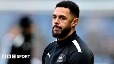 Andre Gray: Port Vale sign experienced striker after spell in Turkey