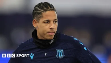 Andre Vidigal: Former Stoke City winger signs for Wycombe